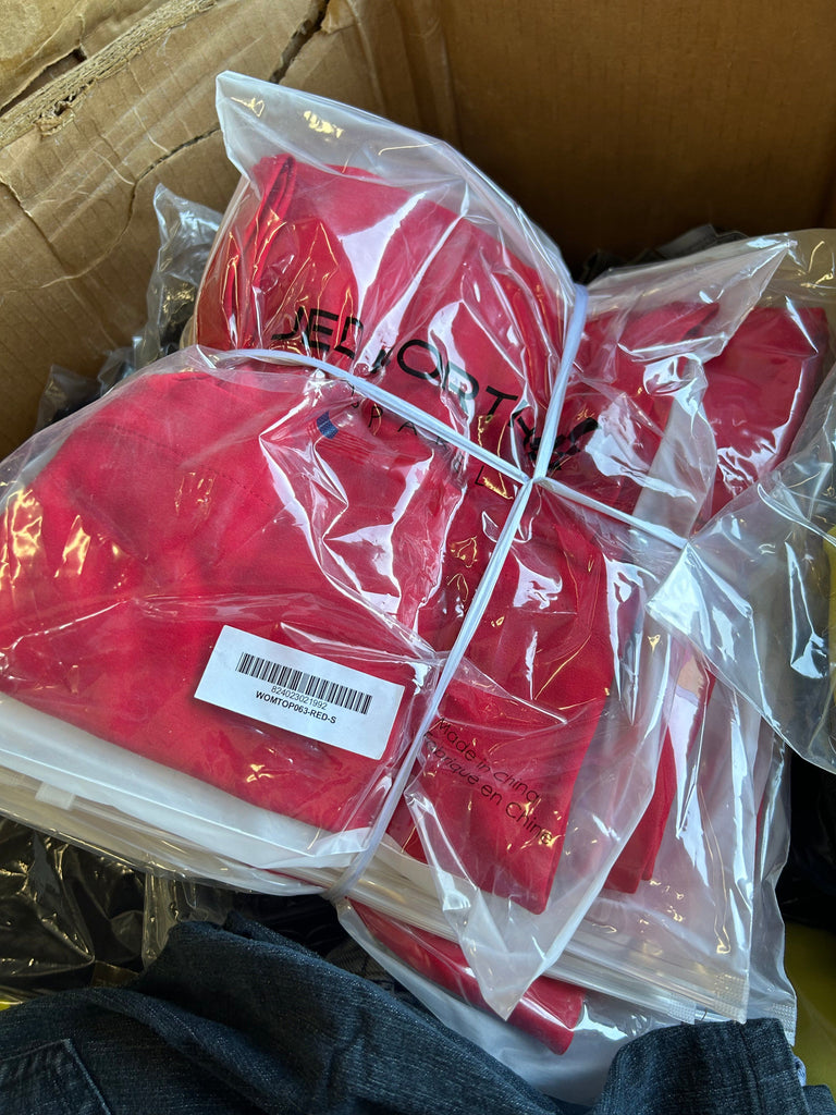 liquidationdeals.ca Mixed Clothing Pallet $28,000 msrp #1