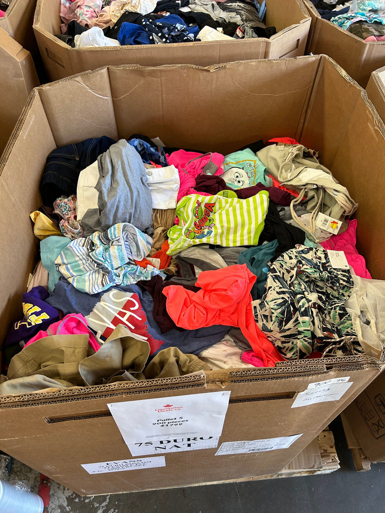 liquidationdeals.ca Mixed Clothing Pallet #5