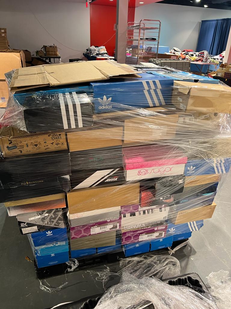 liquidationdeals.ca Branded Shoe 👞 Pallet#12 (162 Pairs )