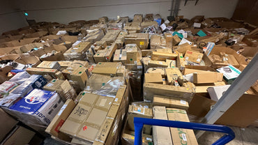 LiquidationDeals.ca AMAZON Bulk Shrink Wraped Truck Load