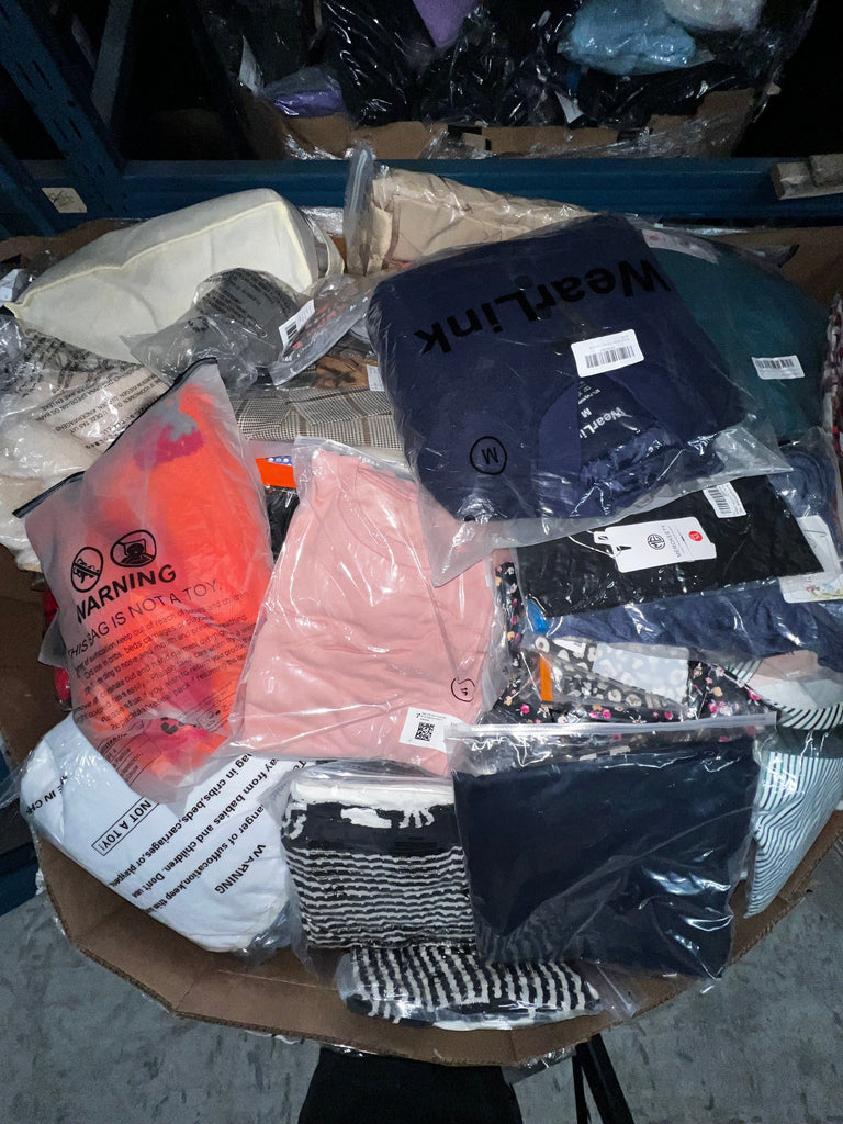 liquidationdeals.ca Amz Clothing Pallet #33