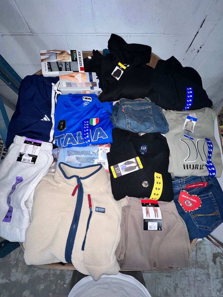 liquidationdeals.ca Brand Name Clothing #28 - 300pcs | Liquidation Wholesale Pallet
