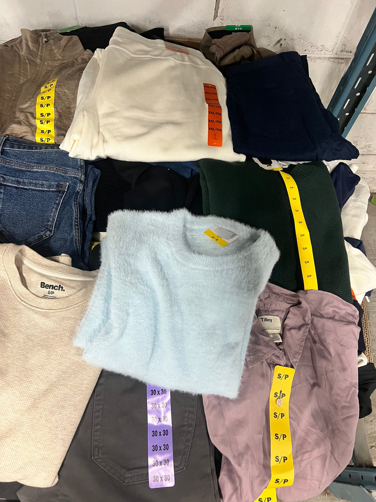 liquidationdeals.ca Brand Name Clothing #57 - 300pcs | Liquidation Wholesale Pallet