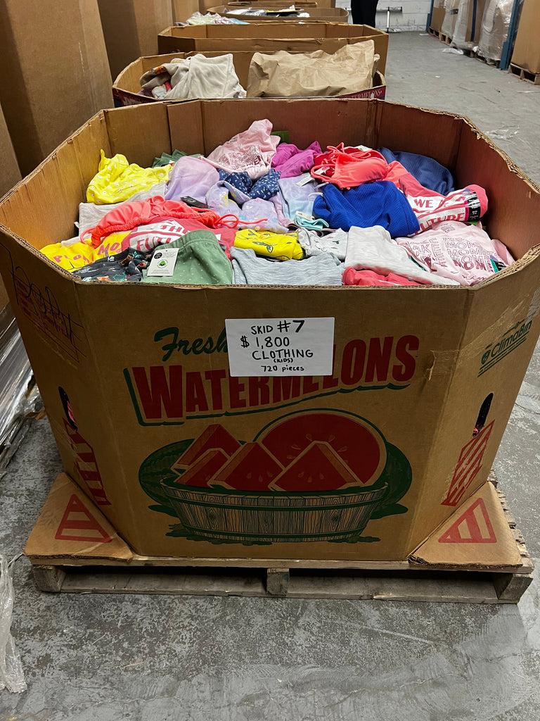 liquidationdeals.ca Clothing Pallet #7