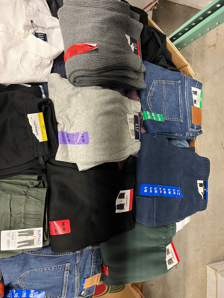 liquidationdeals.ca Costco Clothing #24 | 400pcs | Liquidation Wholesale Pallet