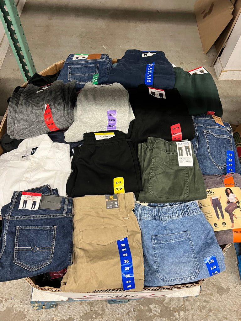liquidationdeals.ca Costco Clothing #24 | 400pcs | Liquidation Wholesale Pallet