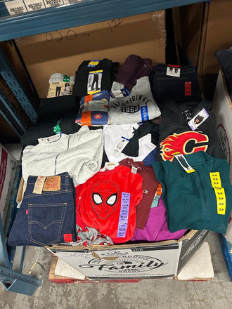liquidationdeals.ca Costco Clothing #27 | 300pcs | Liquidation Wholesale Pallet