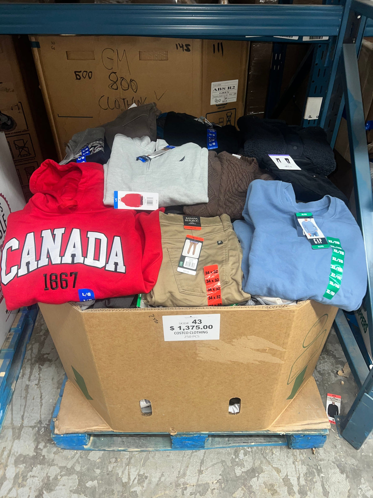 CW Clothing #43 | 250pcs | Liquidation Wholesale Pallet