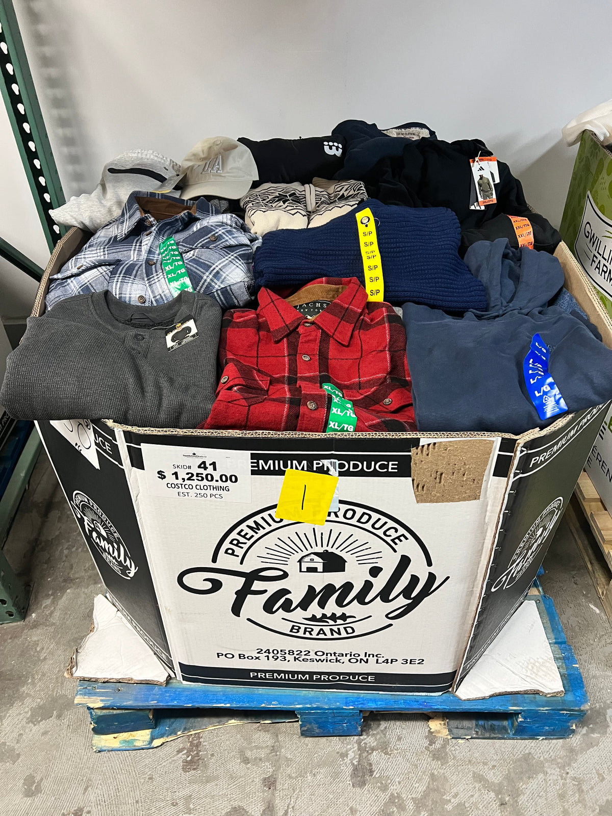 Brand Name Clothing #41 - 250pcs | Liquidation Wholesale Pallet