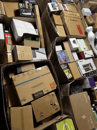 LiquidationDeals.ca Medium Electronics Truckload - 24 Pallets