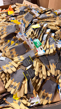 liquidationdeals.ca Overstock Gloves #2 | Liquidation Wholesale Pallet