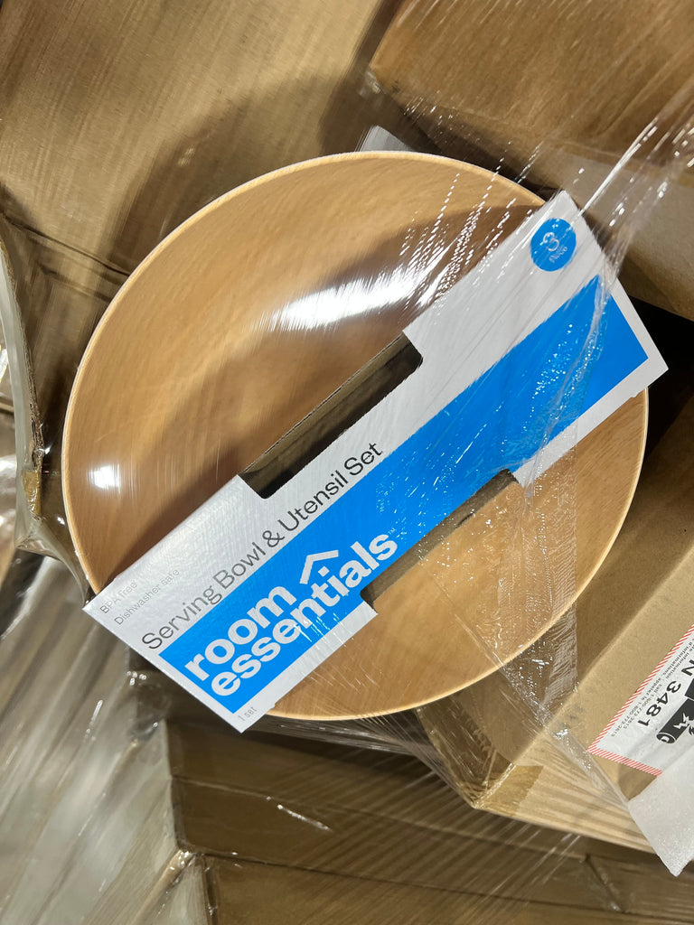 LiquidationDeals.ca Target Case Pack Truckload - 30 Pallets