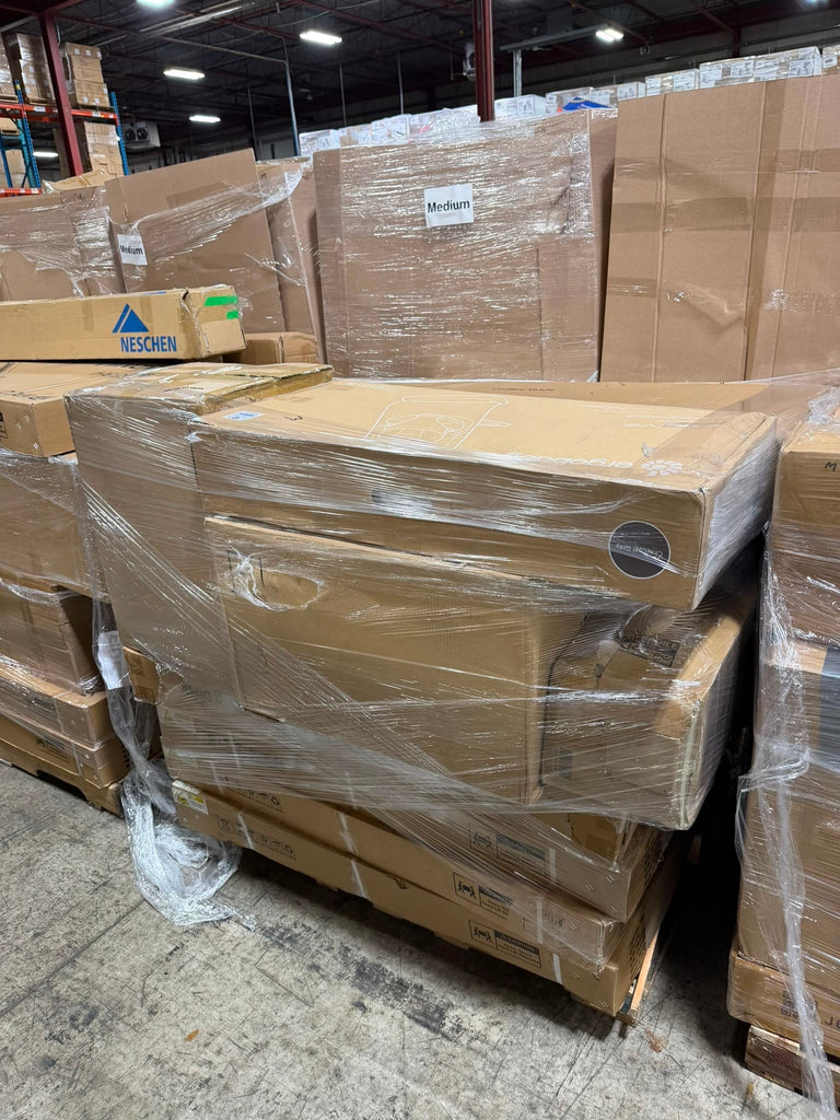 LiquidationDeals.ca Truckload of Large General Merchandise Pallets