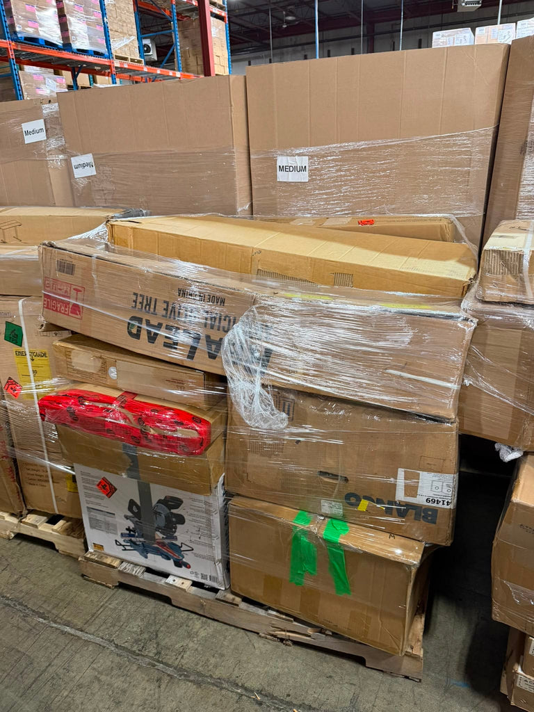 LiquidationDeals.ca Truckload of Large General Merchandise Pallets