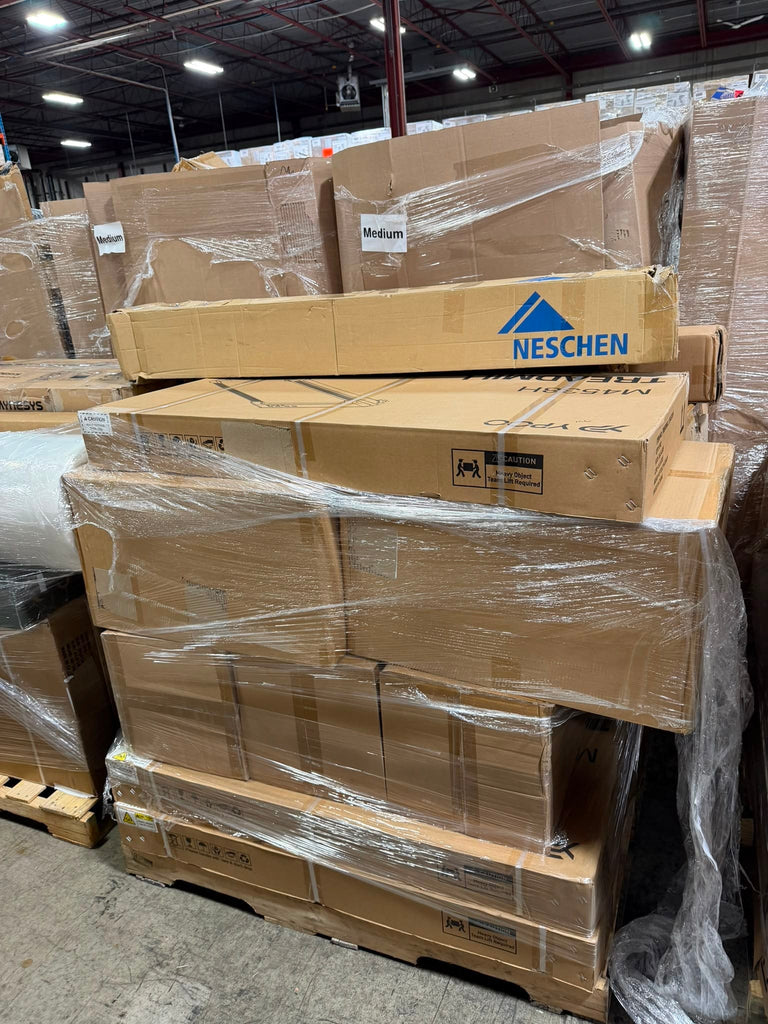 LiquidationDeals.ca Truckload of Large General Merchandise Pallets