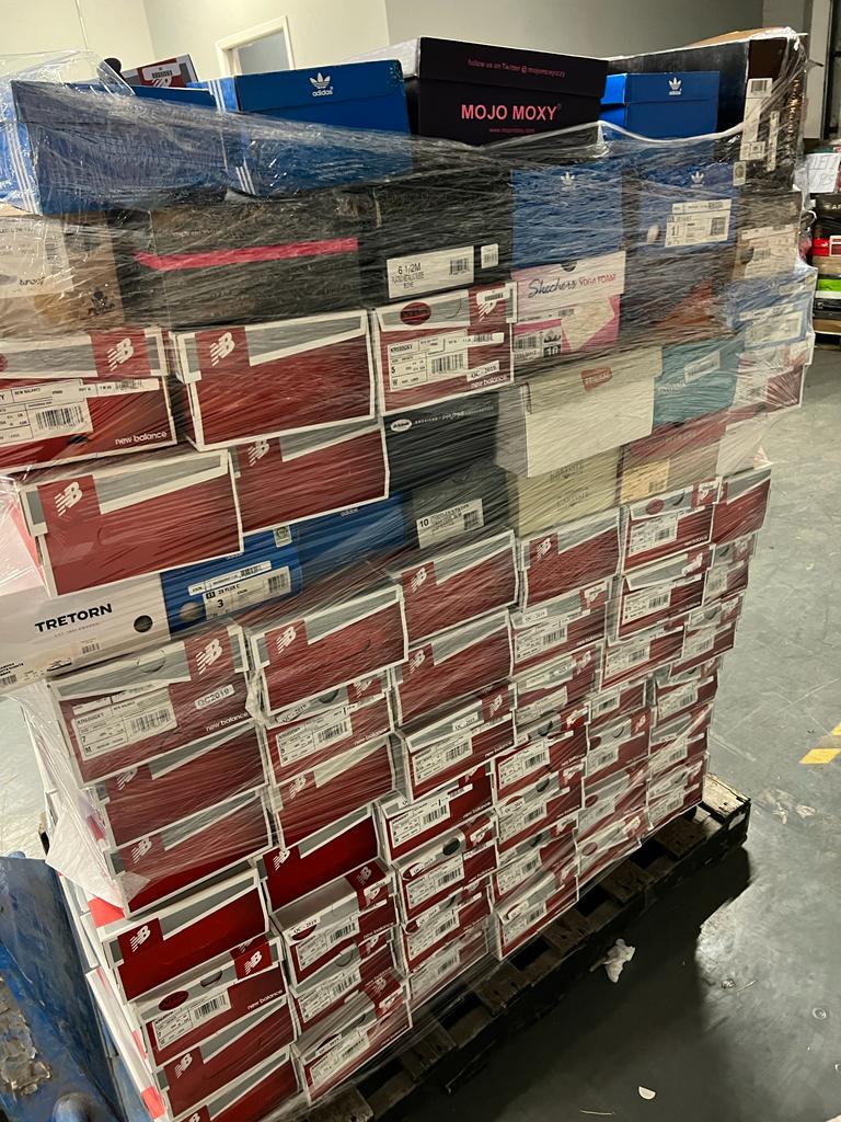 liquidationdeals.ca Branded Shoe 👞 Pallet#4 (195 Pairs )